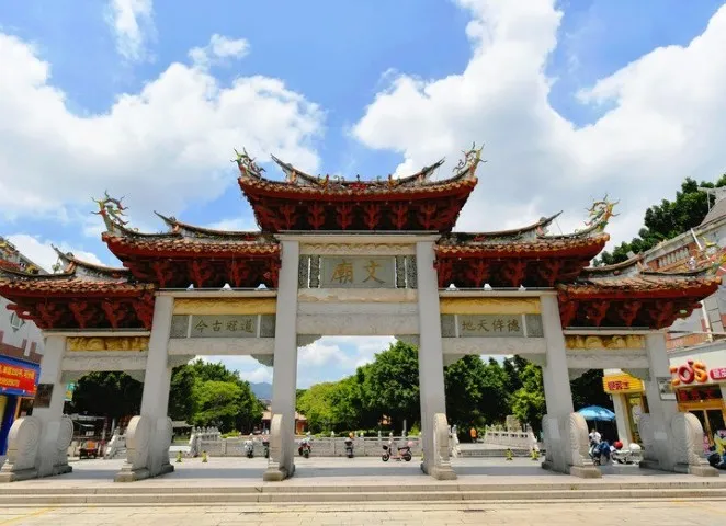 Xinhua Silk Road: E. China's ancient city Quanzhou injects new vitality into World Heritage sites, inducing more tourists