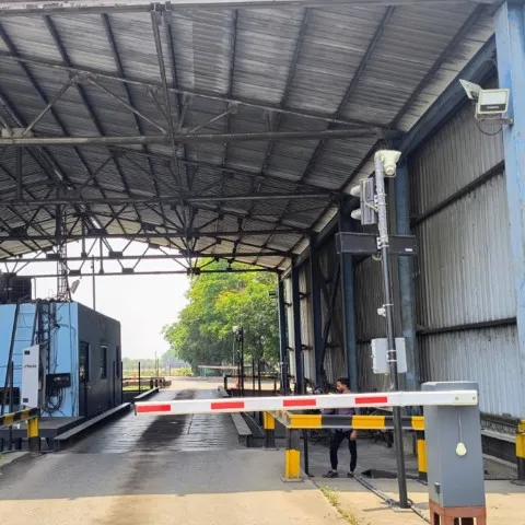 Unmanned Weighbridge Centering System: 24/7 Automated Weighing Solution