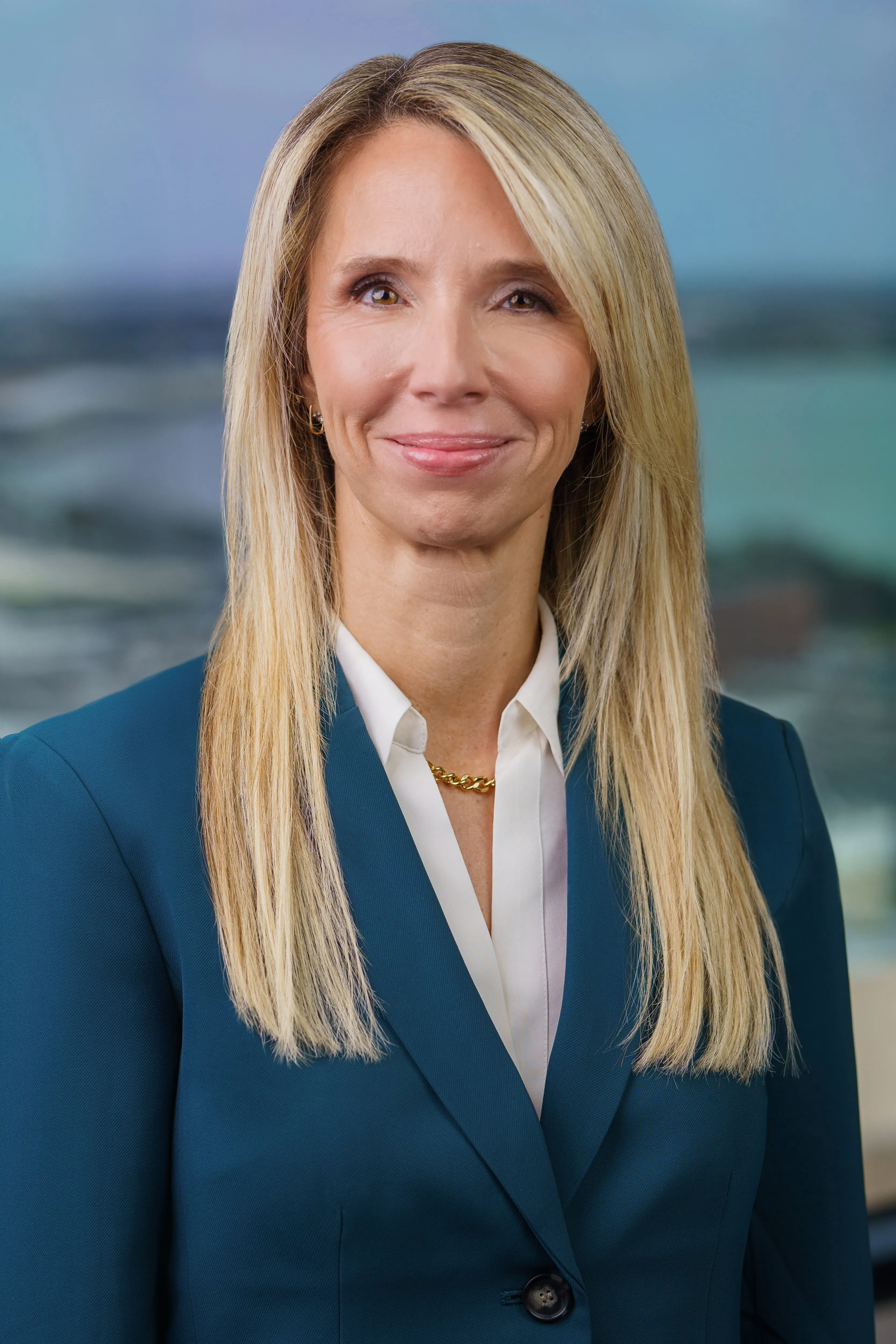 Carr’s Hill Welcomes New Hires Amy Cohen as CFO/CCO and Devin Lockett as Associate