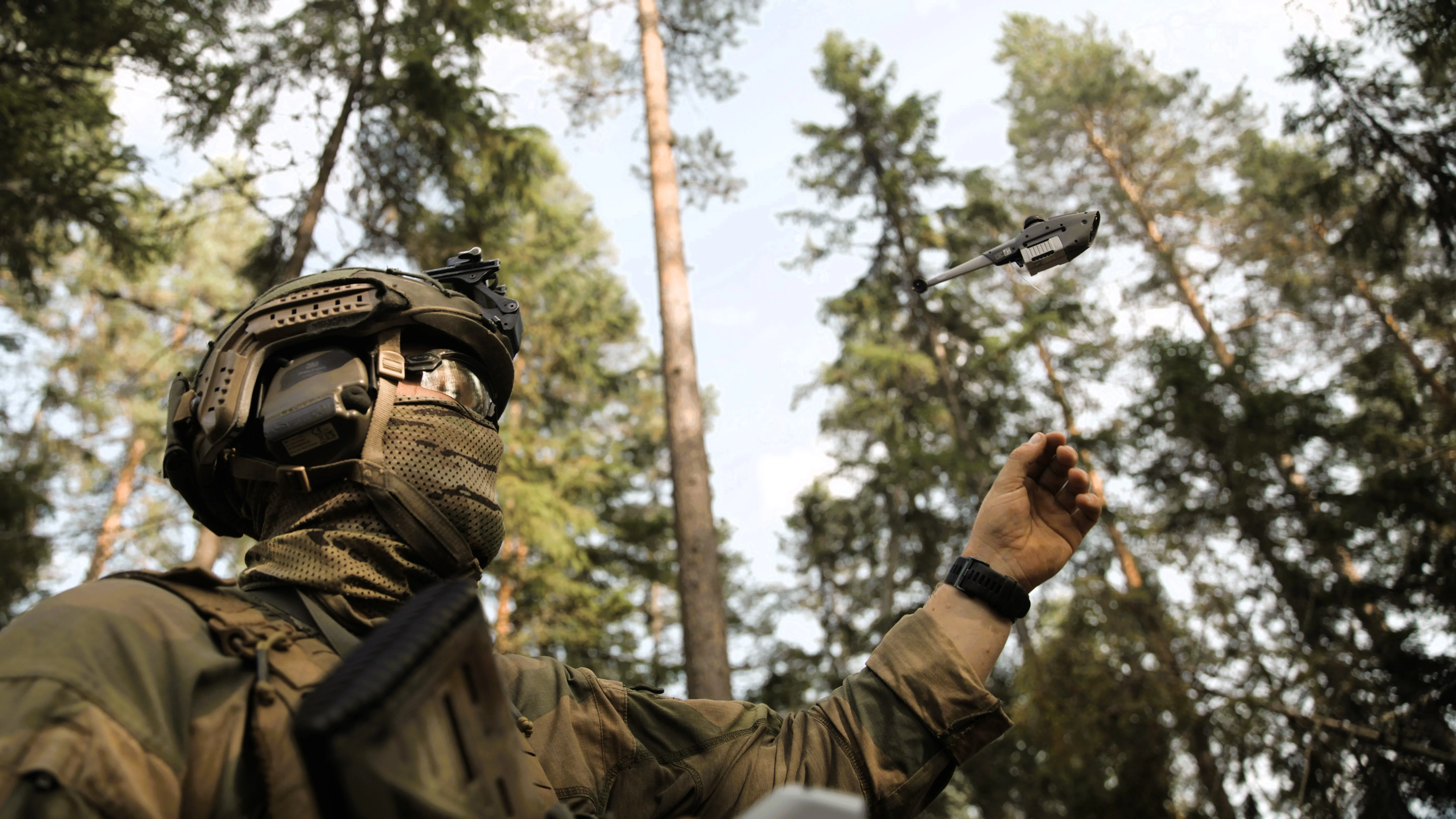 Teledyne FLIR’s Black Hornet 4 Nano-Drone Selected as Winner of the Defense Innovation Unit’s Blue UAS Challenge