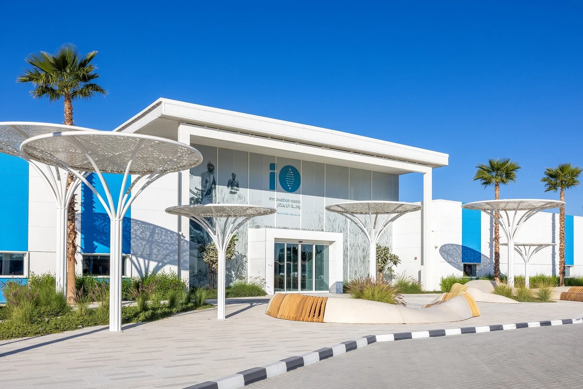 Hazza bin Zayed witnesses inauguration of Innovation Oasis and Advance AgriTech Academy in Al Ain Region