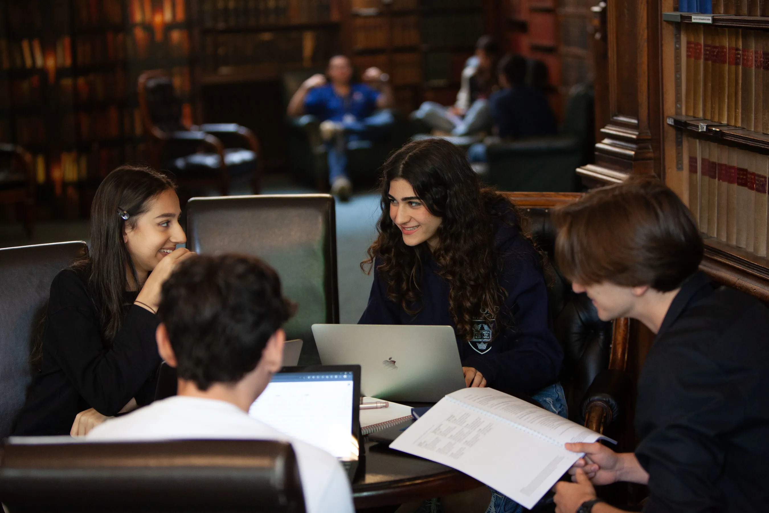 Oxford Royale Academy Partners with MIT to Bring AI Education to Summer School Students