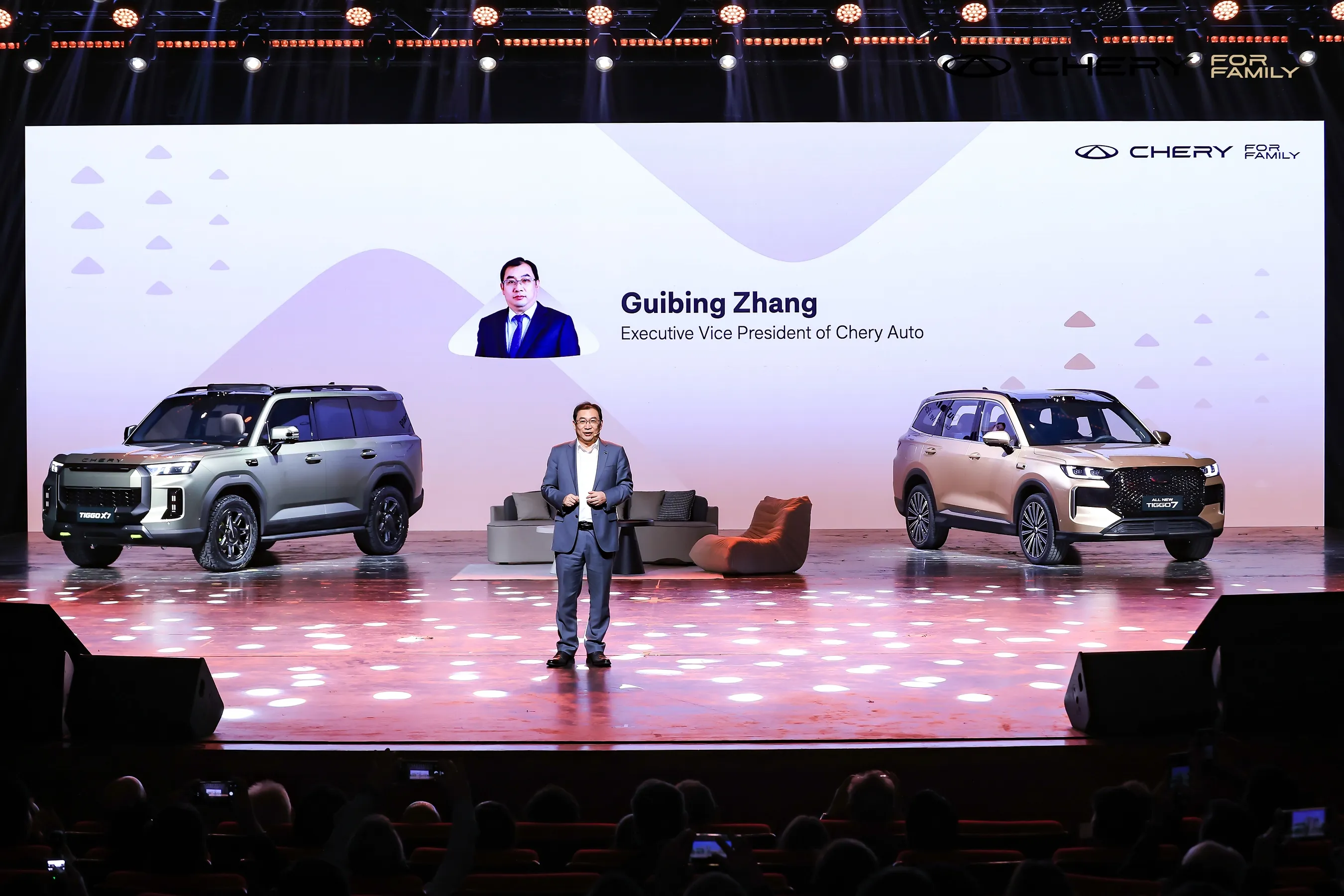 All-New TIGGO7 and TIGGOX7 Make Global Debuts at CHERY Brand Night, Celebrating "Together. For Family"
